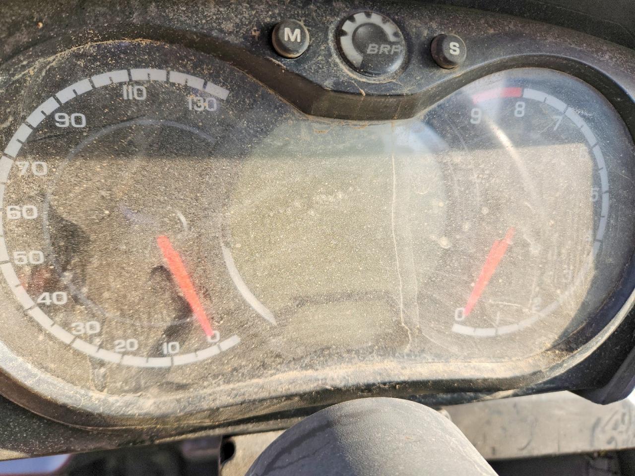 2012 Can-Am Commander 1000 XT