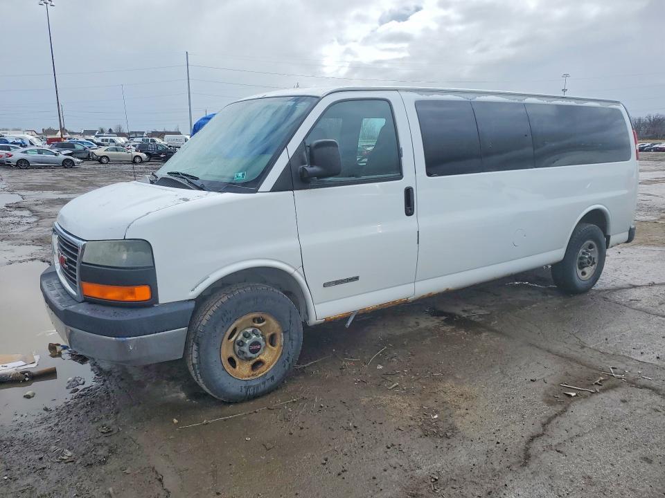 2005 GMC Savana G3500