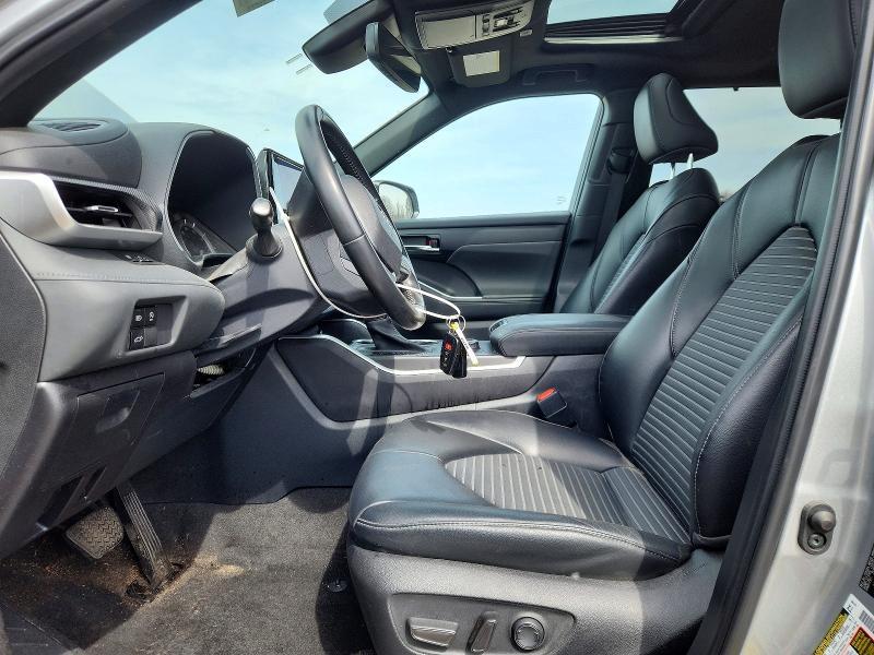 2023 Toyota Highlander xse