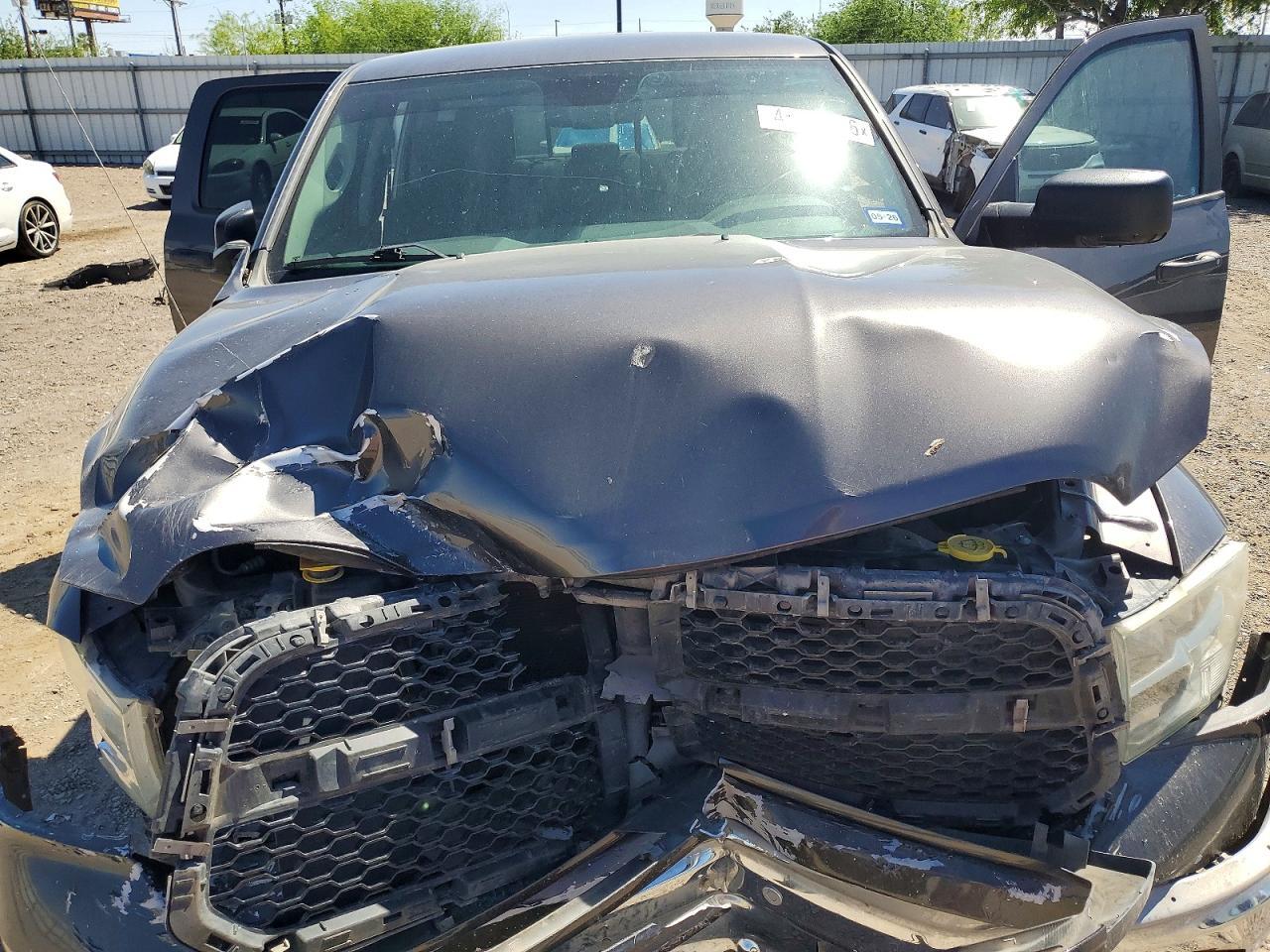 2015 Dodge RAM 1500 SLT