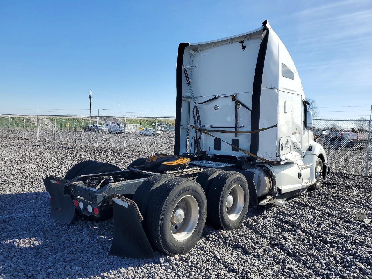 2020 Kenworth Construction T680