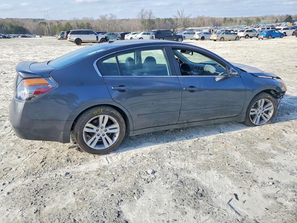 2011 Nissan Altima 3.5 sr