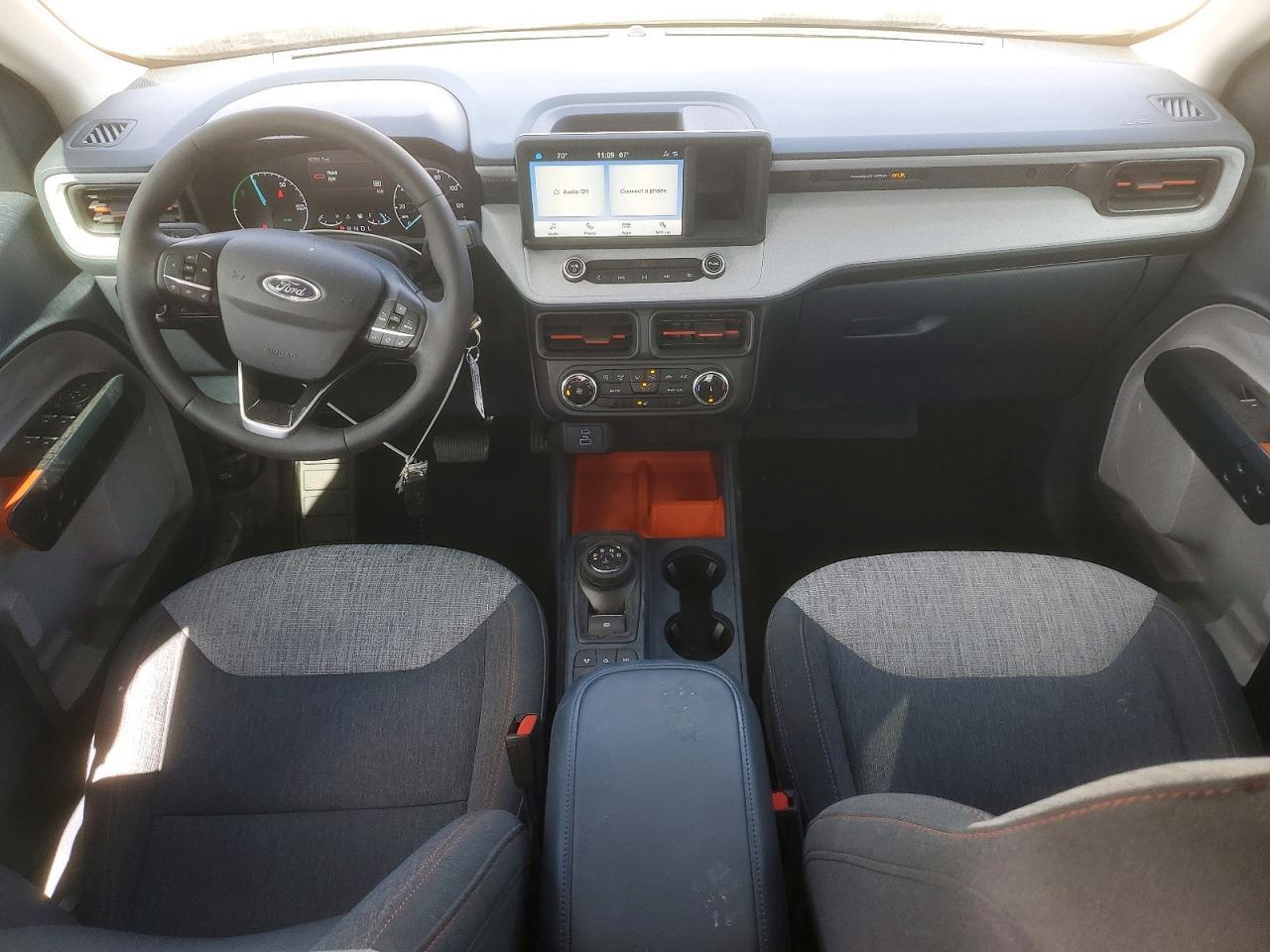 2023 Ford Maverick XL
