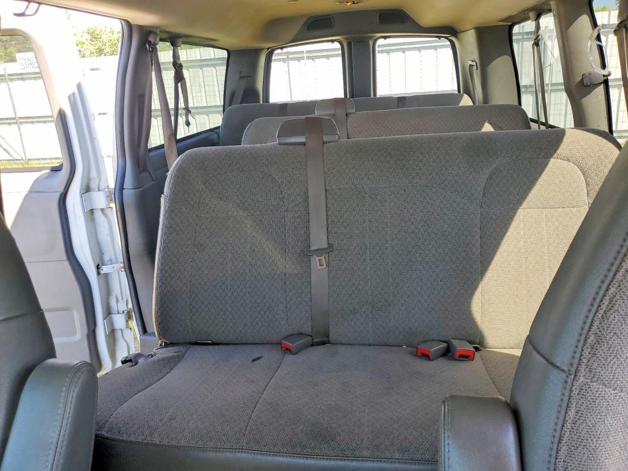 2019 Chevrolet Express G3500 LT