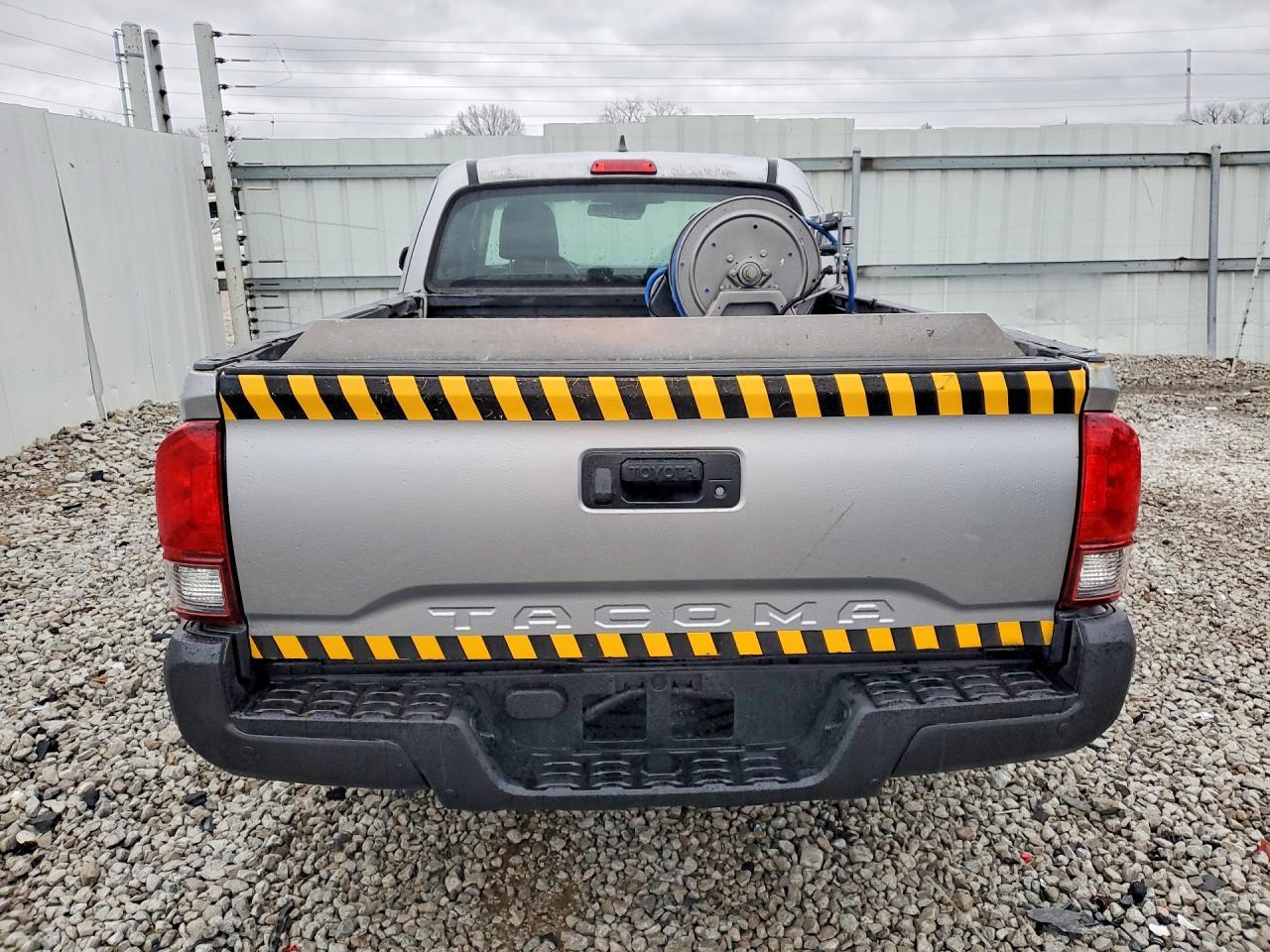 2018 Toyota Tacoma SR