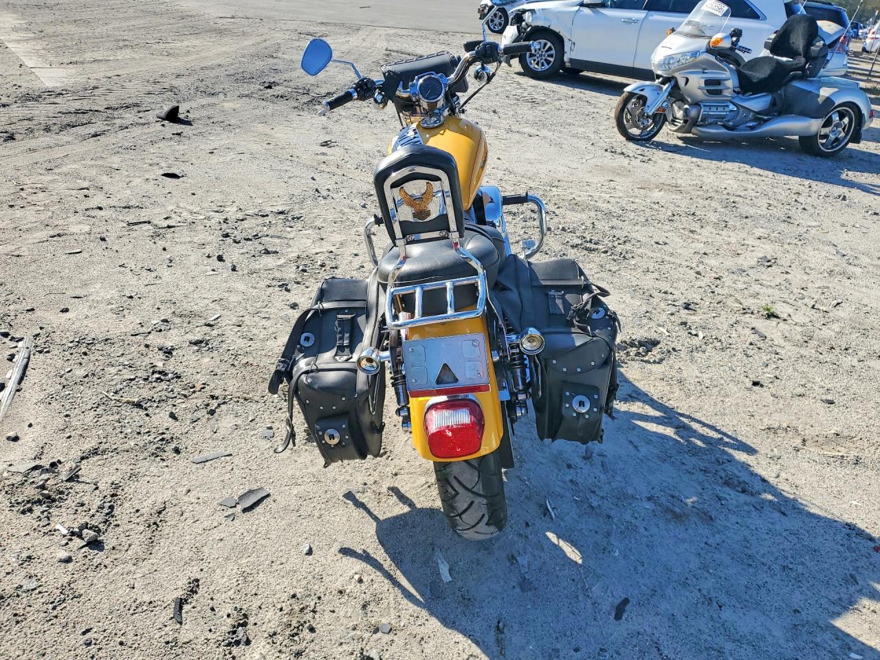 2005 Harley-Davidson XL883 C