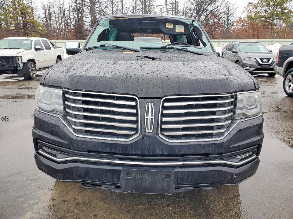 2016 Lincoln Navigator Select