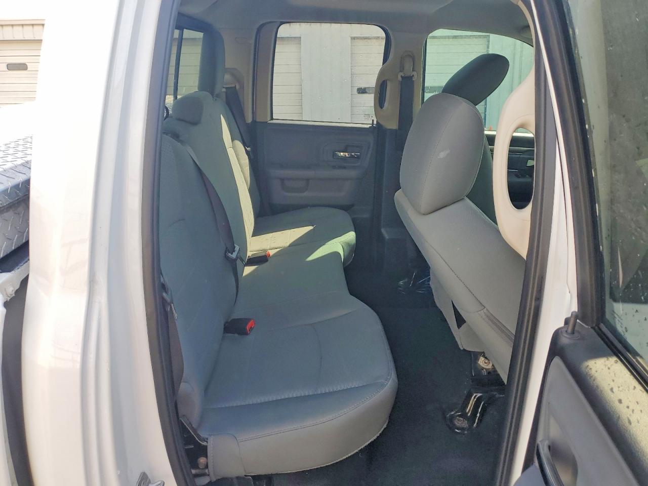 2016 Dodge RAM 1500 SLT