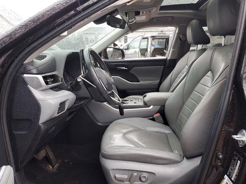 2020 Toyota Highlander Hybrid xle