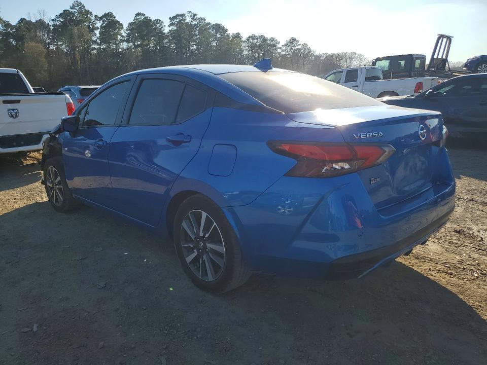 2021 Nissan Versa sv