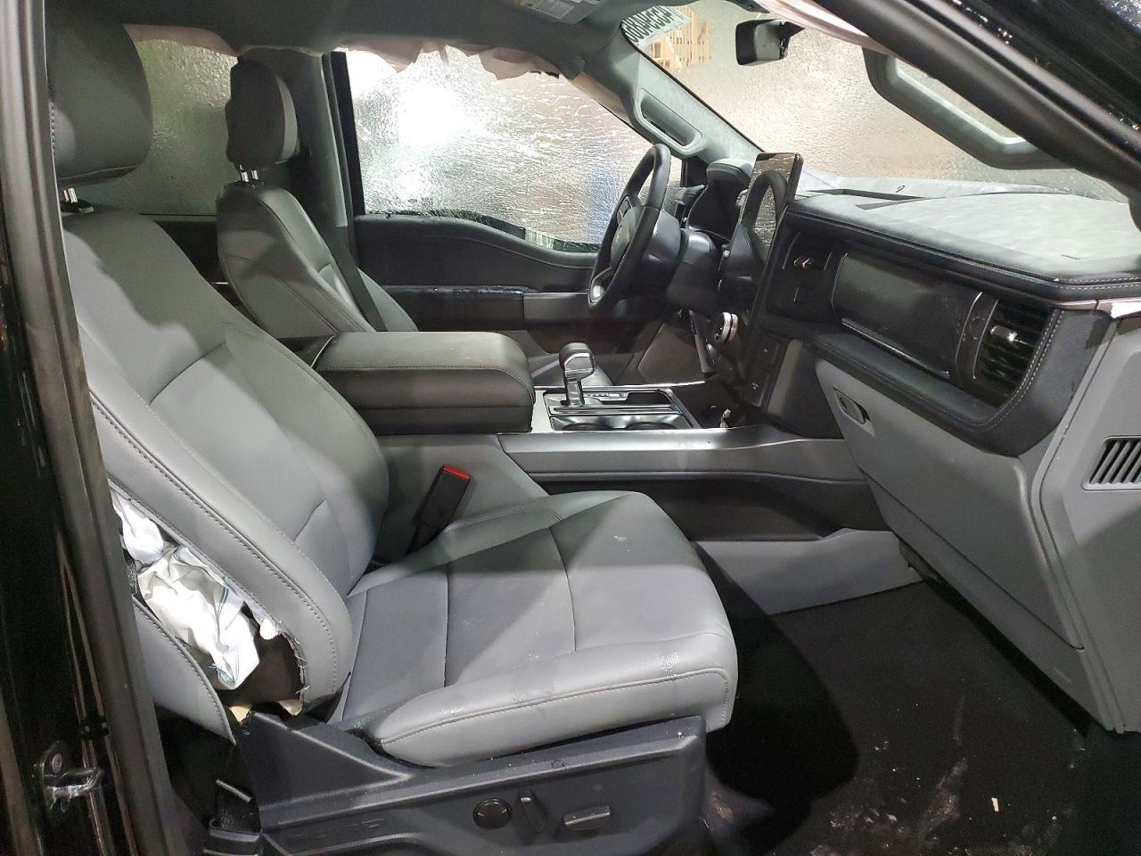 2025 Ford F150 Lightning XLT
