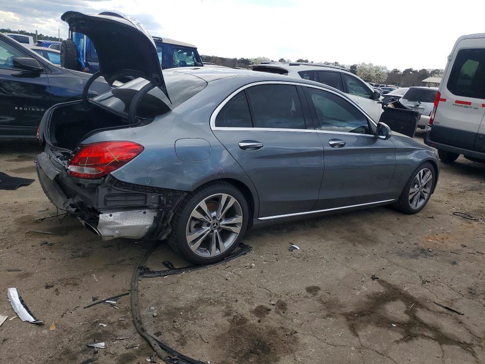 2017 Mercedes-Benz C300