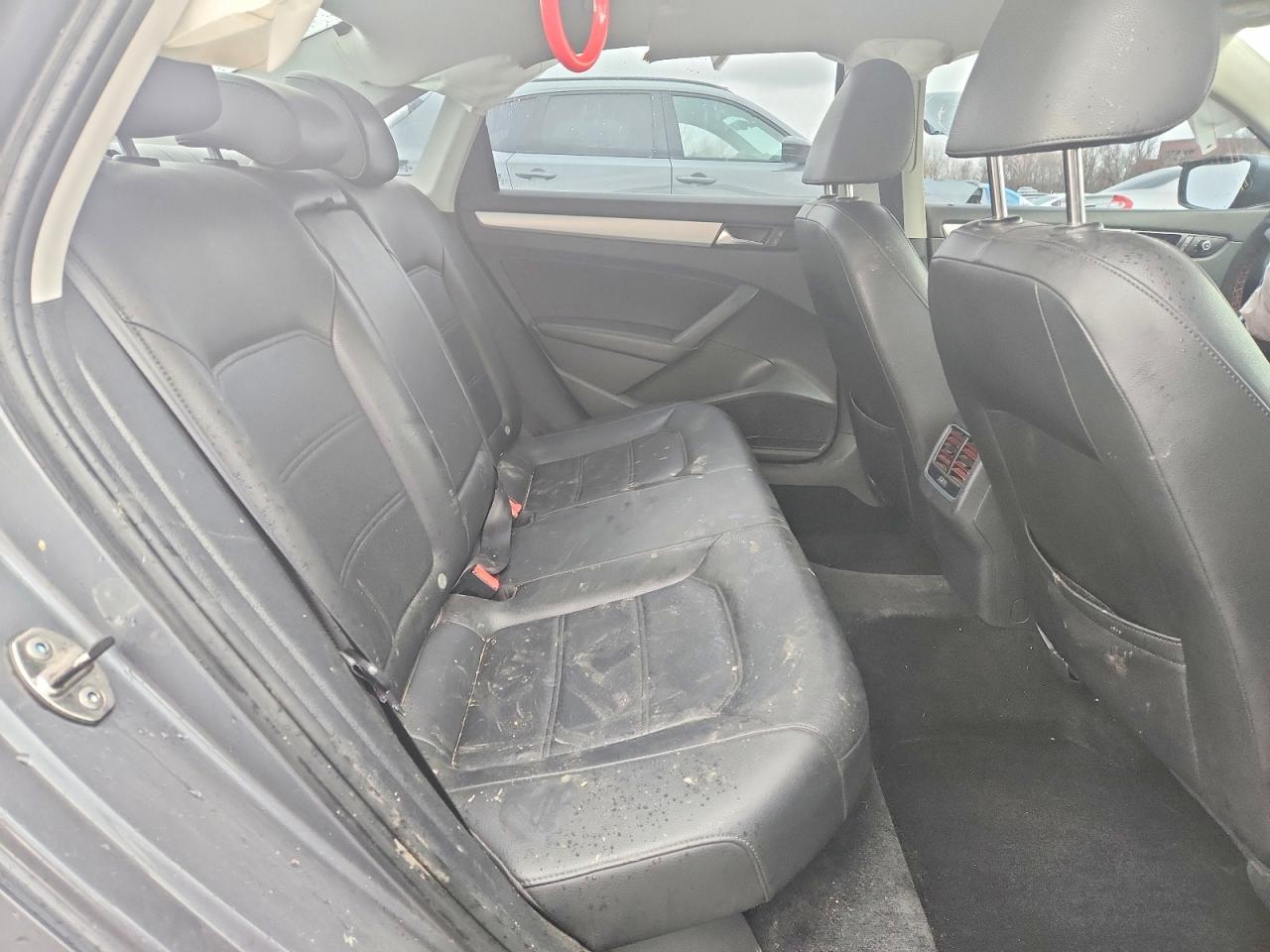 2013 Volkswagen Passat se