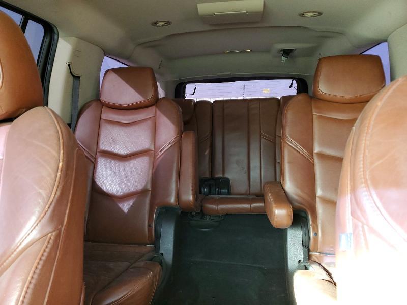2015 Cadillac Escalade esv Luxury