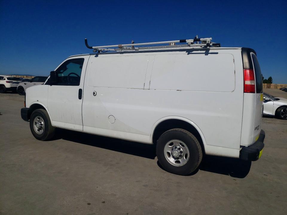 2016 Chev Express G2500