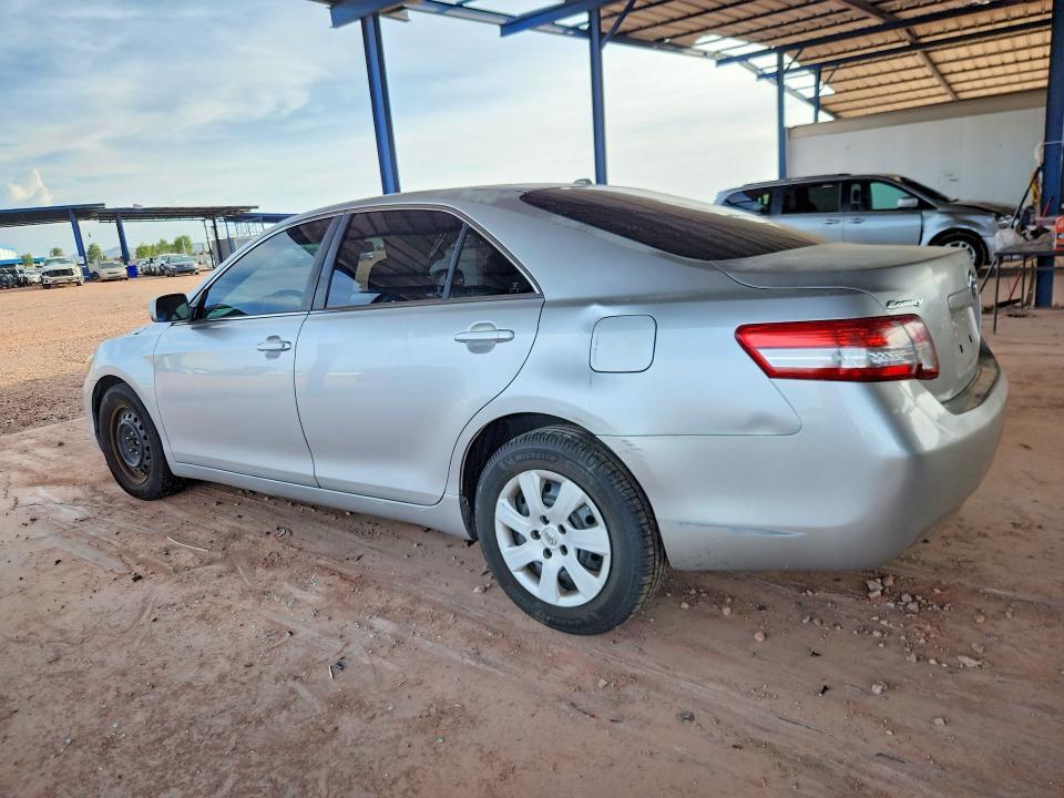 2011 Toyota Camry le