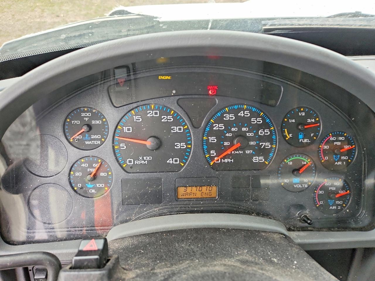 2006 International 4300 Flatbed Truck