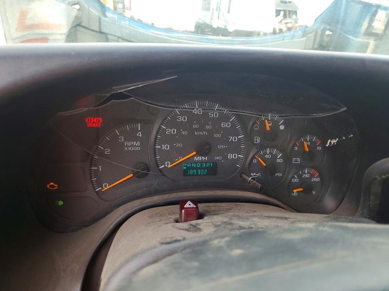 2004 GMC C5500 Flatbed Truck