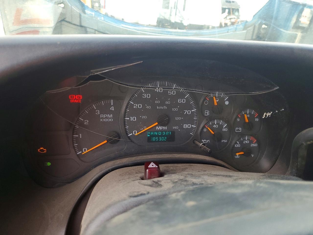 2004 GMC C5500 Flatbed Truck