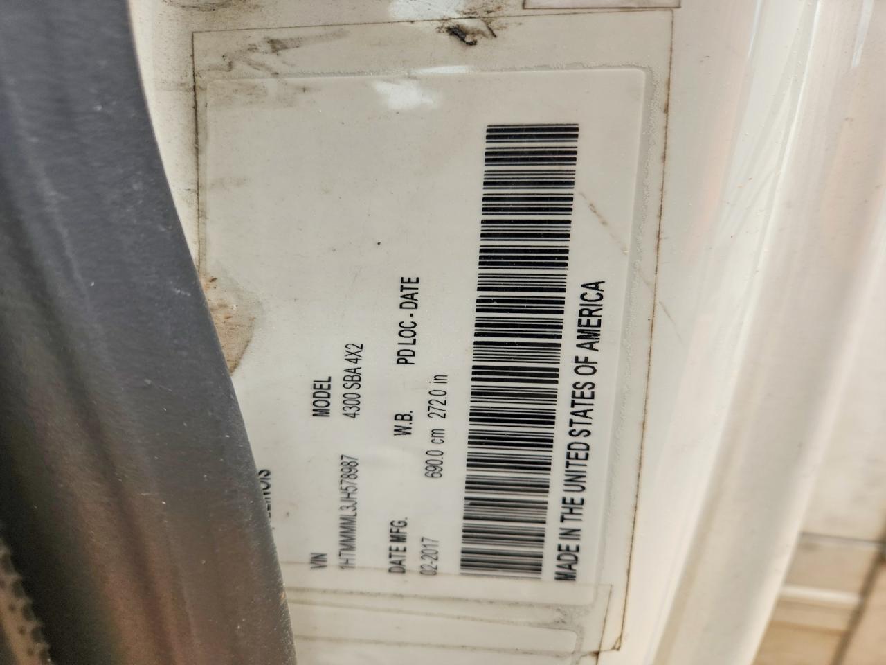 2018 International 4300 BOX Truck