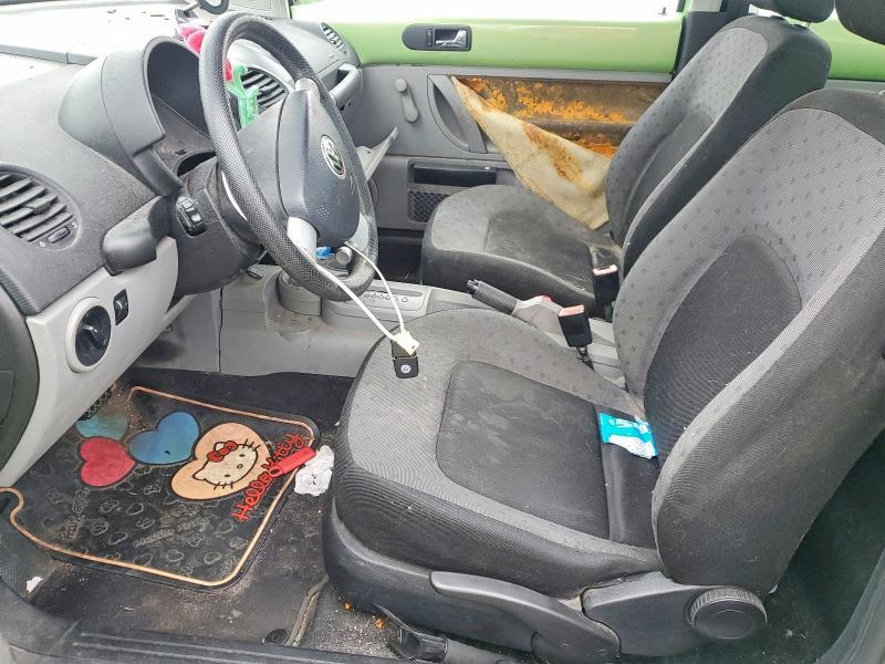 2002 Volkswagen New Beetle gl