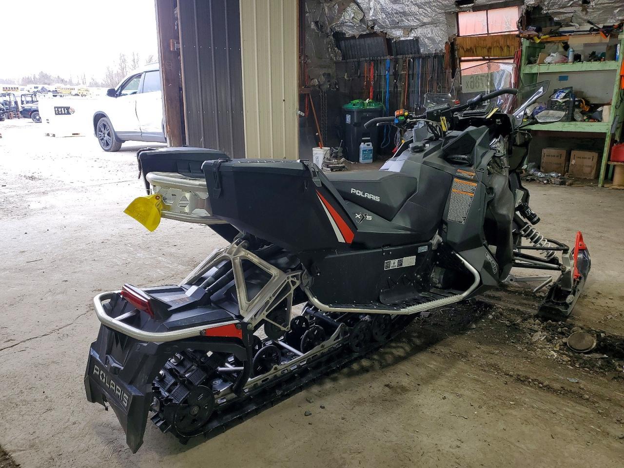 2016 Polaris Switchback Adventure