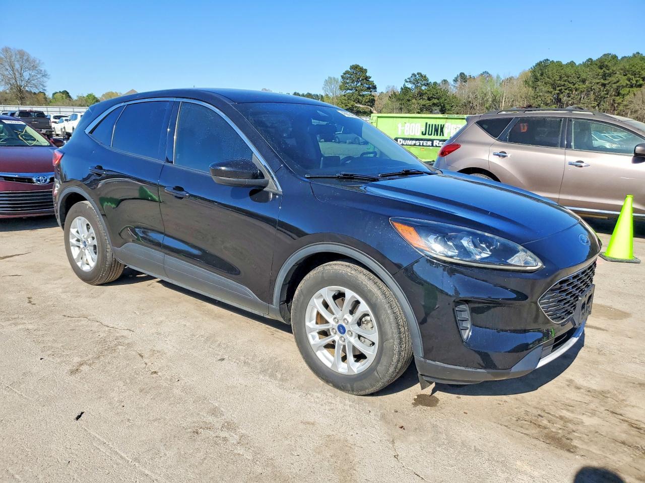 2020 Ford Escape se