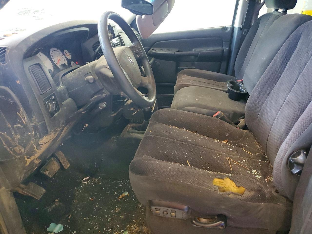 2005 Dodge RAM 2500 ST