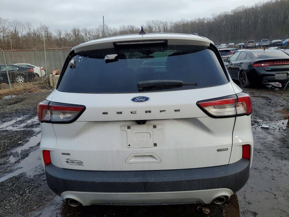 2020 Ford Escape se Sport