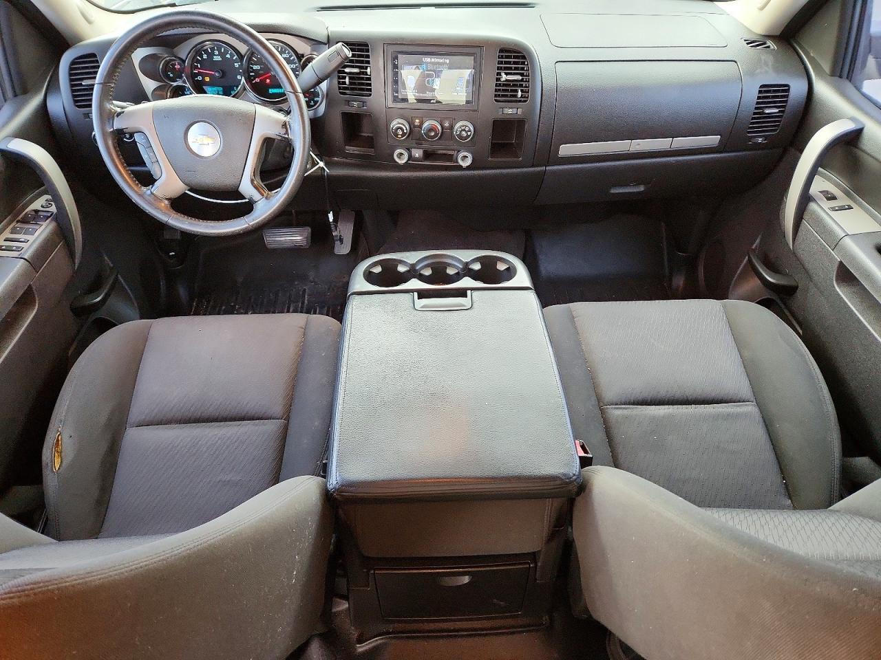 2011 Chevrolet Silverado C1500 LT