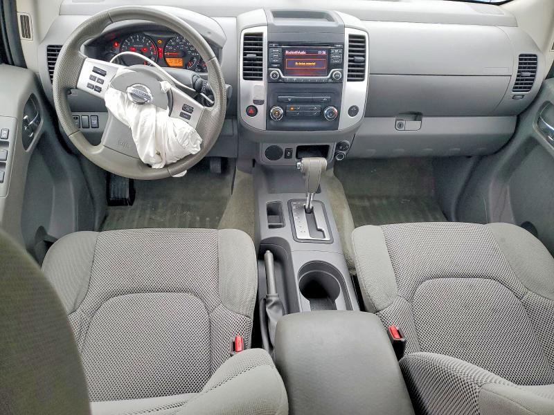 2017 Nissan Frontier SV