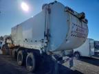 2016 Mack LEU613 Refuse Truck