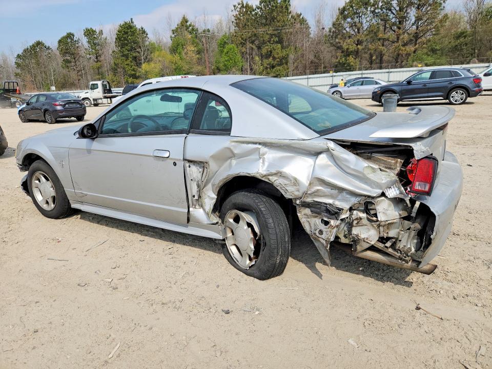 2001 Ford Mustang
