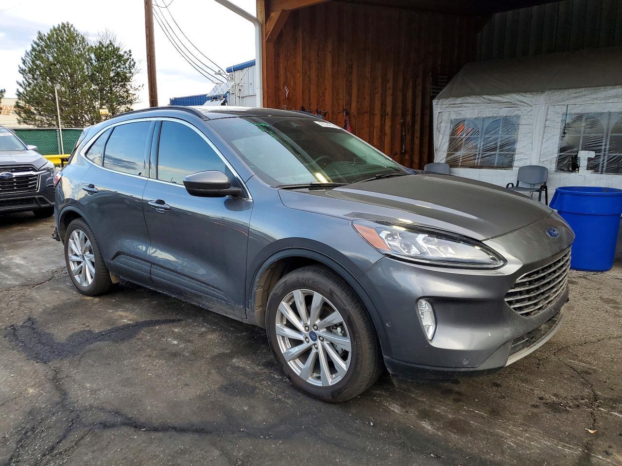 2021 Ford Escape Titanium