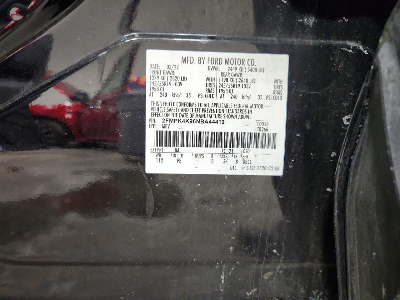 2022 Ford Edge Titanium