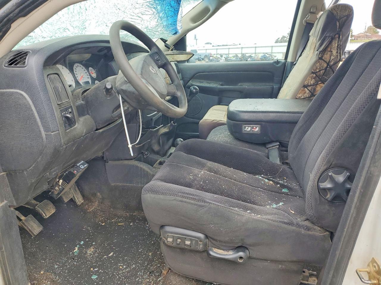 2004 Dodge RAM 2500 ST