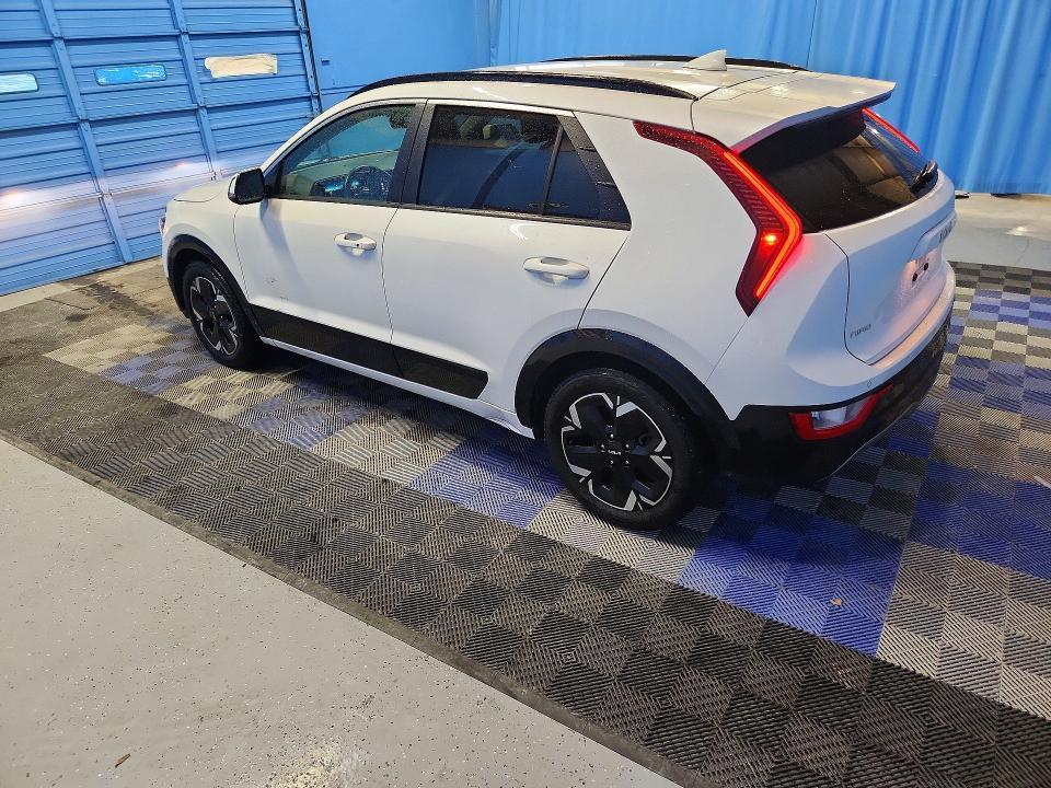 2023 KIA Niro ev Wind