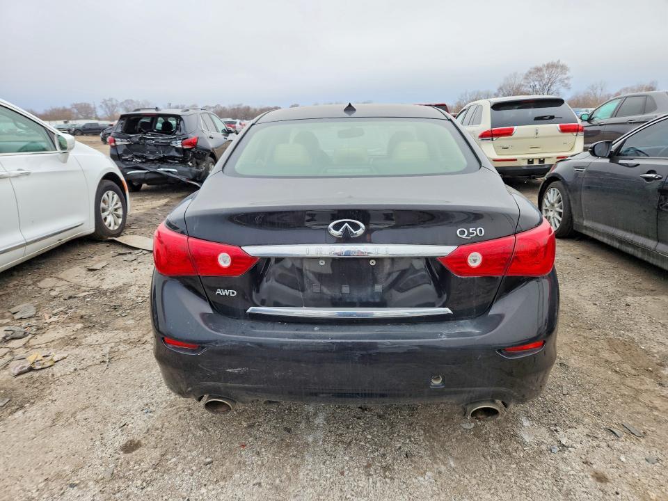 2015 Infiniti Q50 Premium