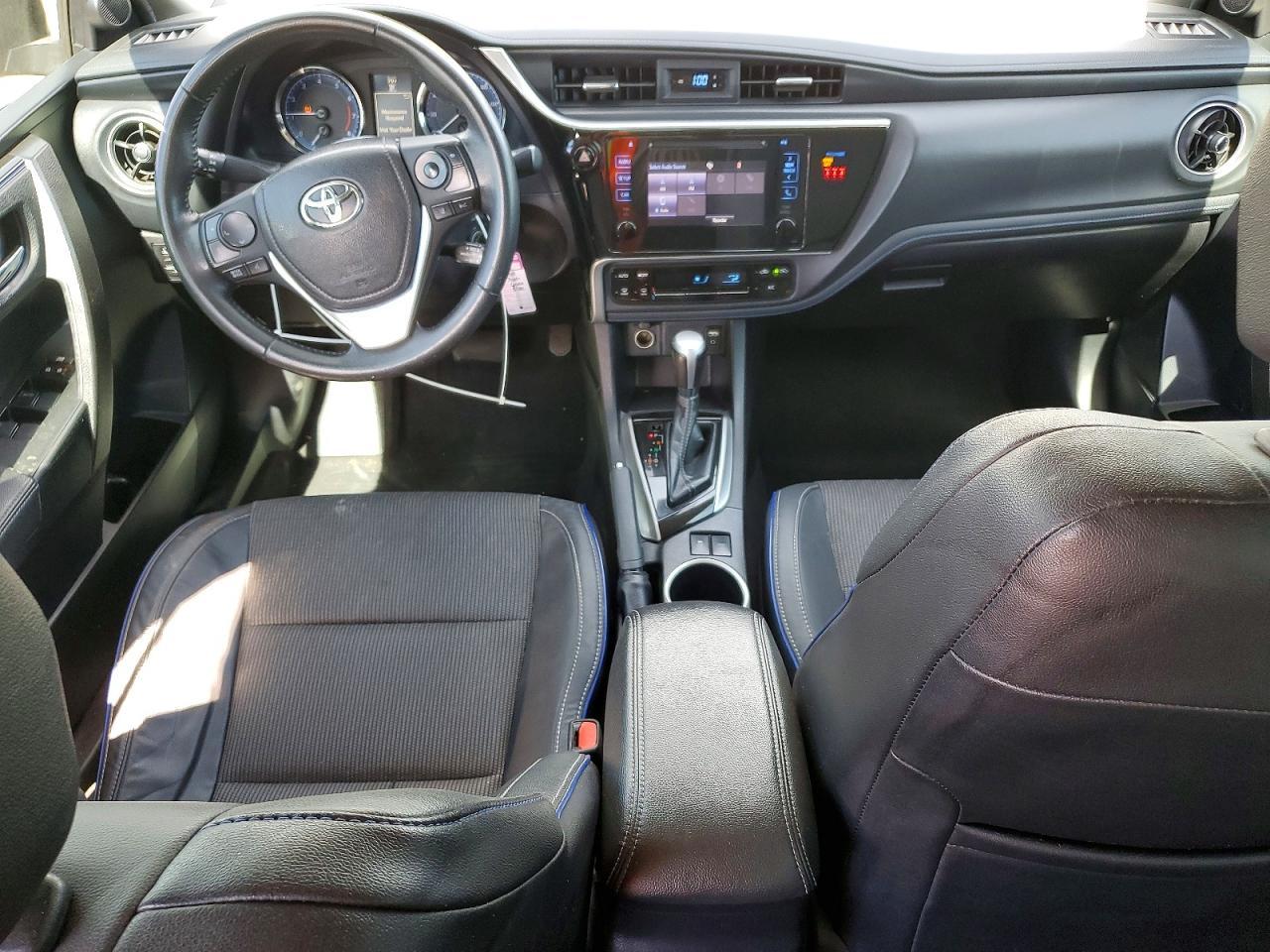 2019 Toyota Corolla se