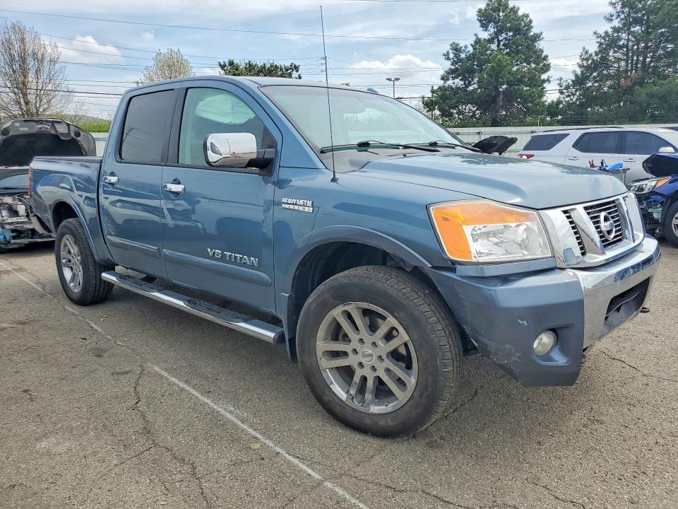 2011 Nissan Titan SV