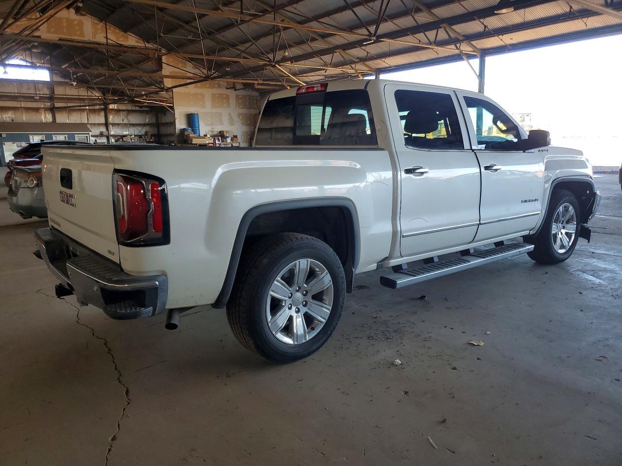 2018 GMC Sierra K1500 SLT