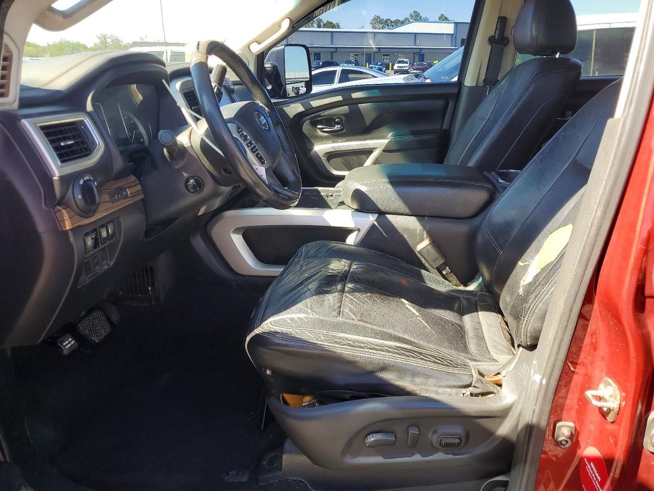 2016 Nissan Titan XD SL