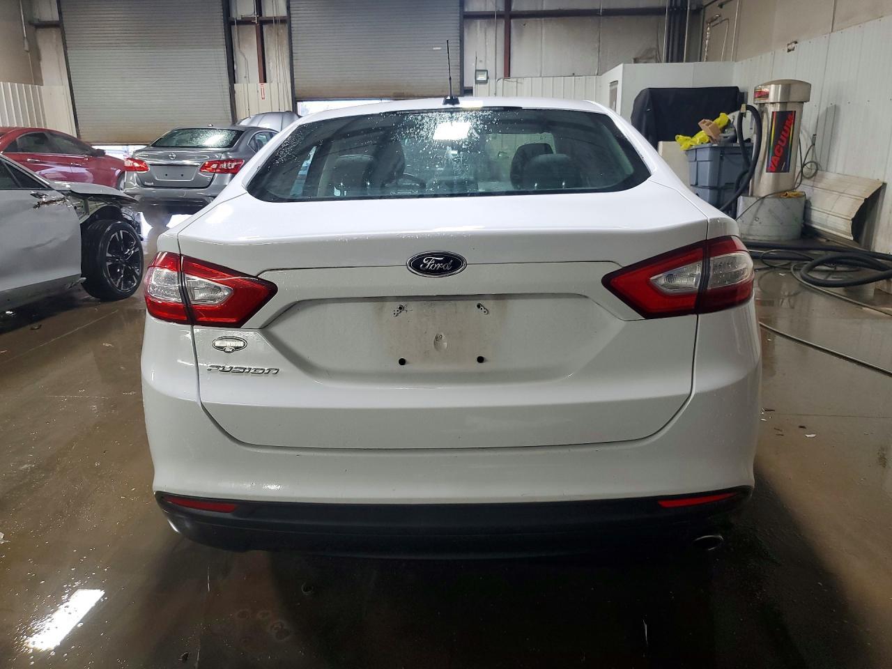 2014 Ford Fusion s