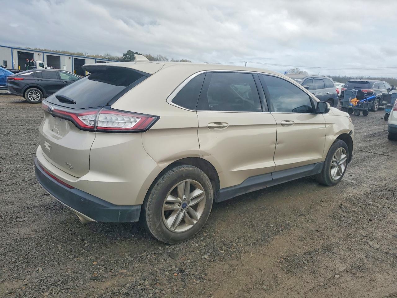 2017 Ford Edge sel