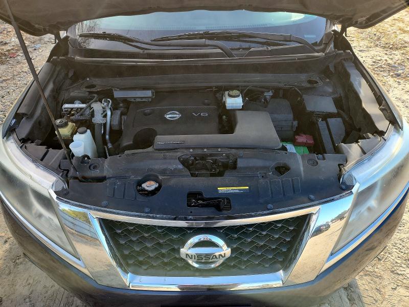 2014 Nissan Pathfinder sv