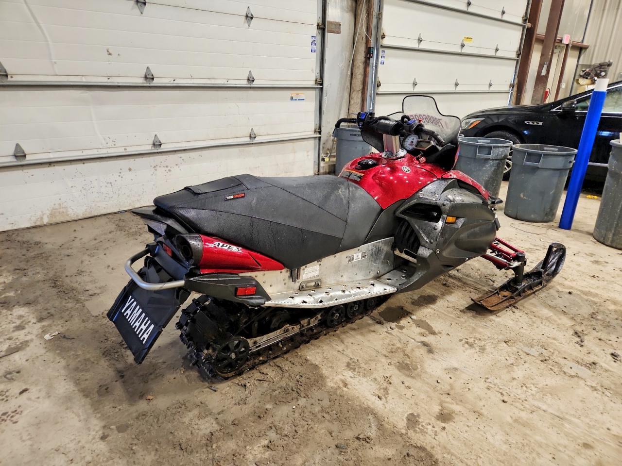 2009 Yama Apex