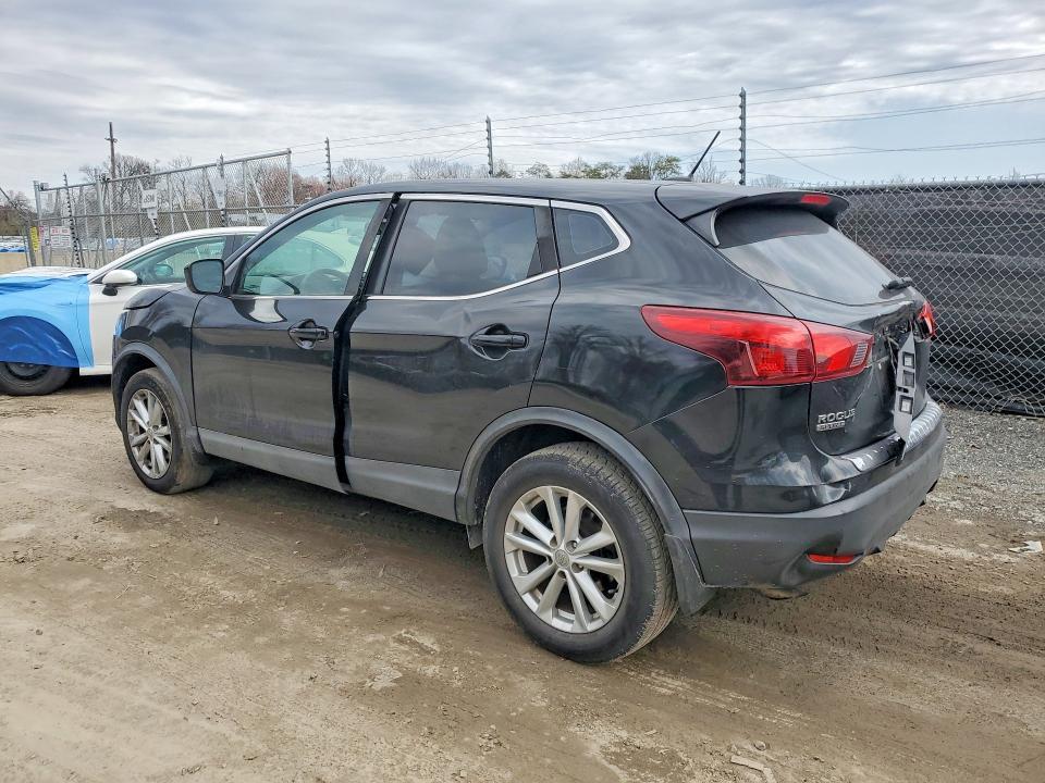 2017 Nissan Rogue Sport s