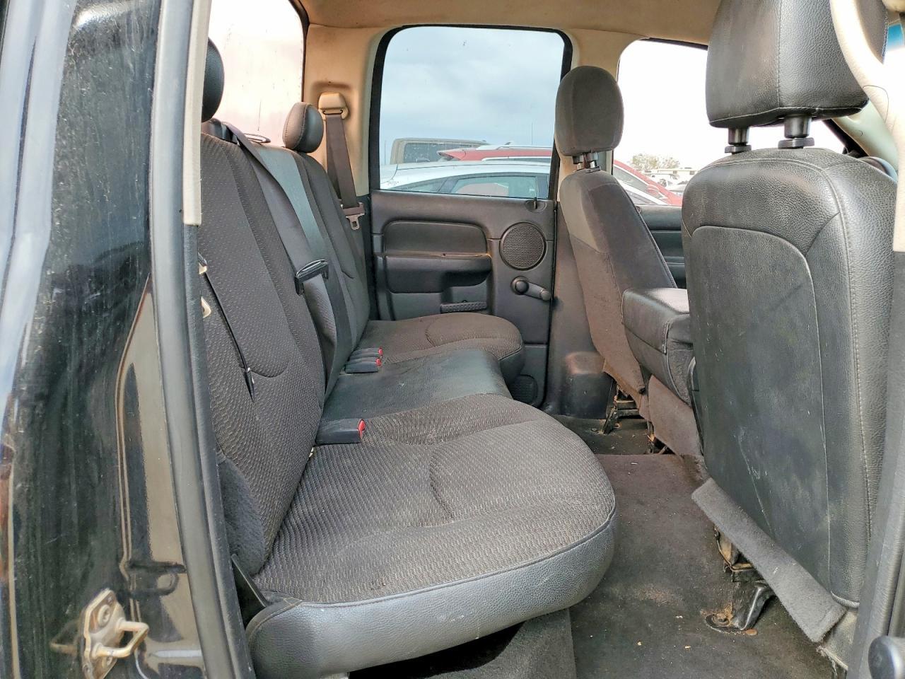 2005 Dodge RAM 1500 ST