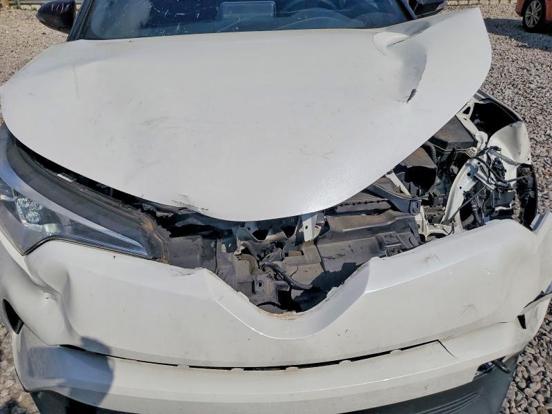 2019 Toyota C-hr xle