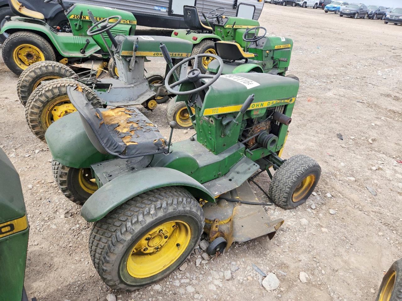 1968 John Deere 1970 John Deere 112 Lawn Mower